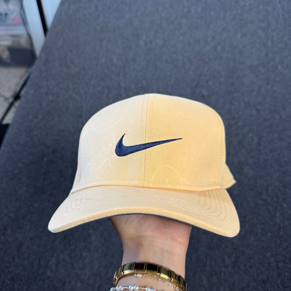 Vintage Y2k Nike Golf Classic99 Dri Fit Butter Yellow Athletic Hat Men's OS